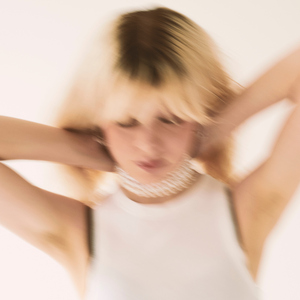 色六月午夜影院
